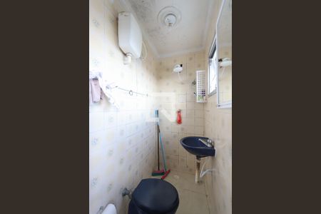 Casa à venda com 440m², 5 quartos e 3 vagas Casa à venda com 440m², 5 quartos e 3 vagasBanheiro da Suíte 2