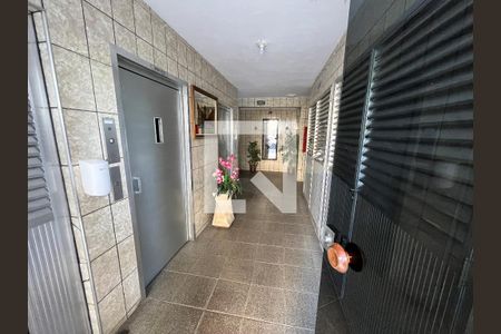 Apartamento à venda com 48m², 2 quartos e 1 vagaHall de entrada