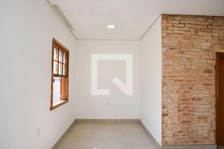 Sala/Quarto de casa para alugar com 3 quartos, 120m² em Jardim Itu Sabará, Porto Alegre