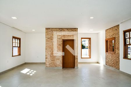 Sala/Quarto de casa para alugar com 3 quartos, 120m² em Jardim Itu Sabará, Porto Alegre