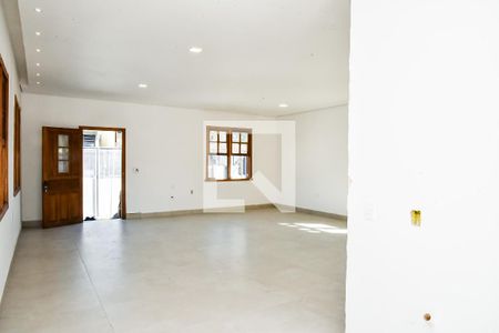 Sala/Quarto de casa para alugar com 3 quartos, 120m² em Jardim Itu Sabará, Porto Alegre