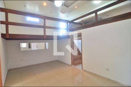 Sala de casa para alugar com 2 quartos, 200m² em Centro, Canoas