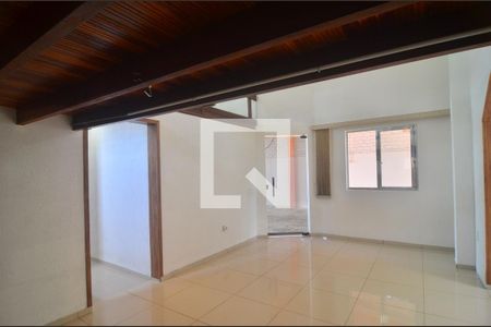 Sala de casa para alugar com 2 quartos, 200m² em Centro, Canoas
