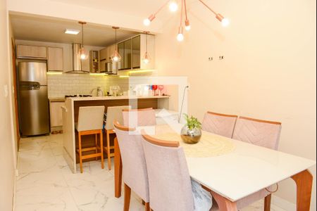 Sala de casa de condomínio à venda com 2 quartos, 130m² em Igara, Canoas