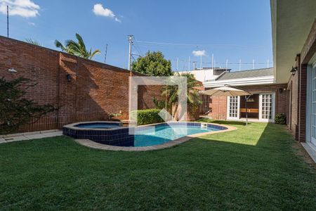 Casa à venda com 729m², 4 quartos e 6 vagasPiscina