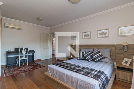 Casa à venda com 729m², 4 quartos e 6 vagasSuite 3