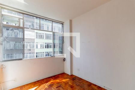 Sala/Quarto de kitnet/studio para alugar com 1 quarto, 27m² em Centro, Rio de Janeiro