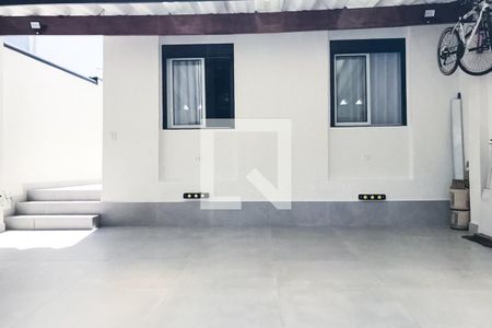 Casa à venda com 160m², 3 quartos e 2 vagas Casa à venda com 160m², 3 quartos e 2 vagasGaragem