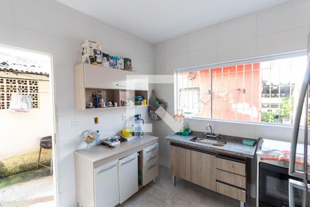 Casa à venda com 200m², 4 quartos e 4 vagasCozinha 2