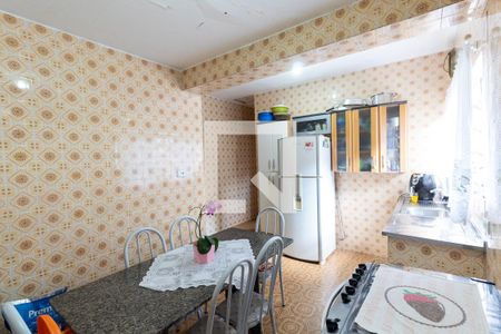 Casa à venda com 200m², 4 quartos e 4 vagasCozinha 1