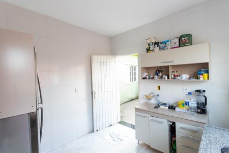 Casa à venda com 200m², 4 quartos e 4 vagasCozinha 2