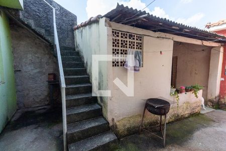 Casa à venda com 200m², 4 quartos e 4 vagasCorredor