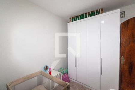 Casa à venda com 200m², 4 quartos e 4 vagasQuarto 2