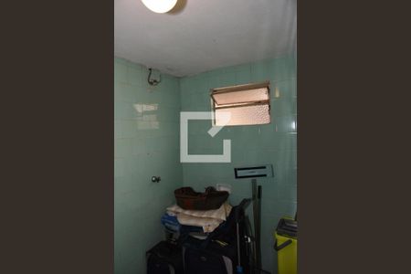 Casa à venda com 124m², 5 quartos e 1 vagaBanheiro de Serviço