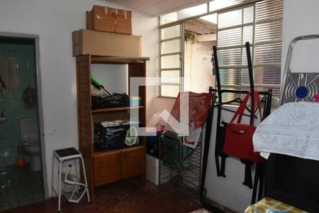 Casa à venda com 124m², 5 quartos e 1 vagaQuarto de Serviço