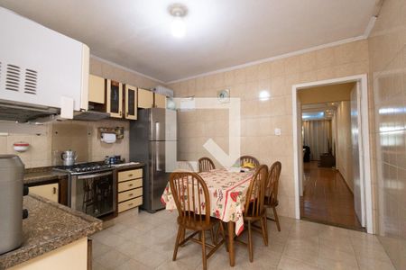 Casa à venda com 429m², 4 quartos e 2 vagas Casa à venda com 429m², 4 quartos e 2 vagasCozinha