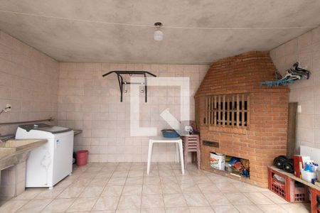 Casa à venda com 429m², 4 quartos e 2 vagas Casa à venda com 429m², 4 quartos e 2 vagasÁrea de Serviço