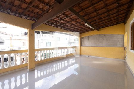 Casa à venda com 429m², 4 quartos e 2 vagas Casa à venda com 429m², 4 quartos e 2 vagasVaranda Quarto 2 (Suite)