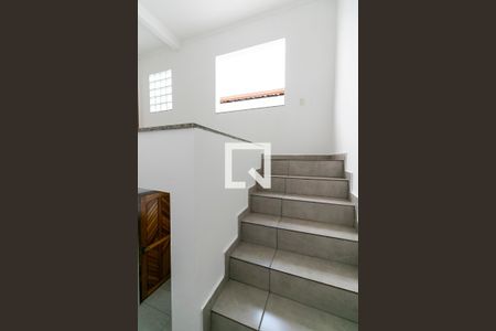 Casa à venda com 429m², 4 quartos e 2 vagasEscadas -Casa 2