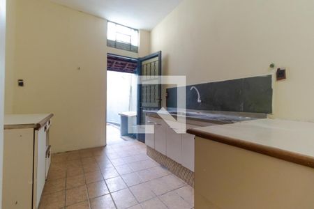 Casa para alugar com 190m², 5 quartos e 3 vagasCozinha da Casa 01