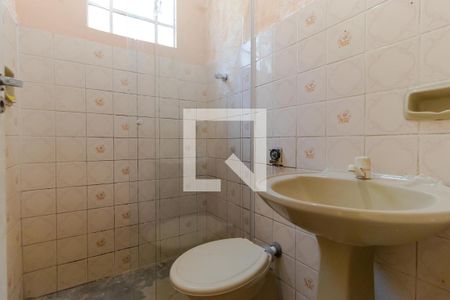 Casa para alugar com 190m², 5 quartos e 3 vagasBanheiro da Casa 02