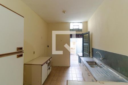 Casa para alugar com 190m², 5 quartos e 3 vagasCozinha da Casa 01