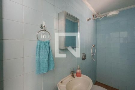 Casa à venda com 225m², 4 quartos e 3 vagas Casa à venda com 225m², 4 quartos e 3 vagasBanheiro da Área de Serviço