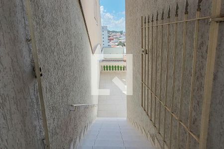 Casa à venda com 225m², 4 quartos e 3 vagas Casa à venda com 225m², 4 quartos e 3 vagasQuintal