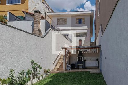 Casa à venda com 225m², 4 quartos e 3 vagas Casa à venda com 225m², 4 quartos e 3 vagasQuintal
