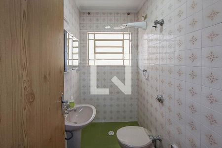 Casa à venda com 225m², 4 quartos e 3 vagas Casa à venda com 225m², 4 quartos e 3 vagasBanheiro 1