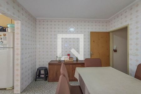 Casa à venda com 225m², 4 quartos e 3 vagas Casa à venda com 225m², 4 quartos e 3 vagasCopa