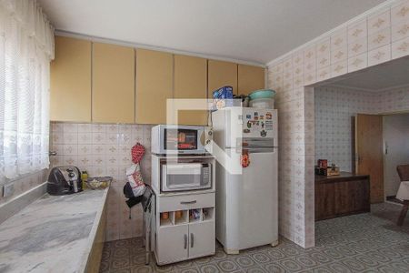 Casa à venda com 225m², 4 quartos e 3 vagas Casa à venda com 225m², 4 quartos e 3 vagasCozinha