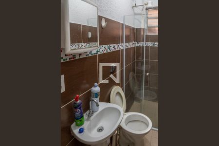 Banheiro de casa para alugar com 1 quarto, 60m² em Pompeia, São Paulo