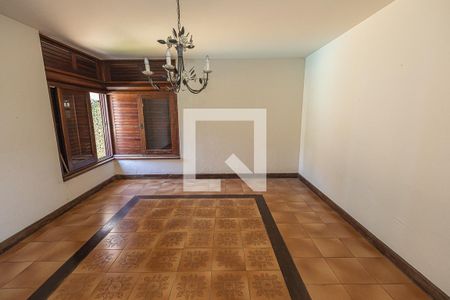 Casa à venda com 469m², 4 quartos e 4 vagas Casa à venda com 469m², 4 quartos e 4 vagasSala / 3 ambiantes