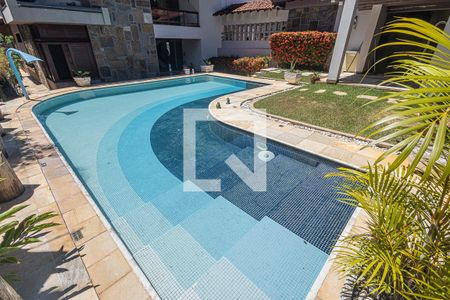 Casa à venda com 469m², 4 quartos e 4 vagas Casa à venda com 469m², 4 quartos e 4 vagasEspaço Gourmet / Jardim / Piscina