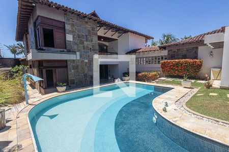 Casa à venda com 469m², 4 quartos e 4 vagas Casa à venda com 469m², 4 quartos e 4 vagasEspaço Gourmet / Jardim / Piscina
