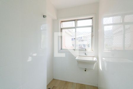 Apartamento à venda com 168m², 3 quartos e 2 vagas Apartamento à venda com 168m², 3 quartos e 2 vagasÁrea de Serviço