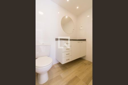 Apartamento à venda com 168m², 3 quartos e 2 vagas Apartamento à venda com 168m², 3 quartos e 2 vagasBanheiro da Suíte