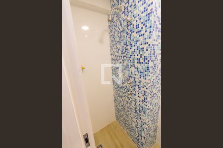 Apartamento à venda com 168m², 3 quartos e 2 vagas Apartamento à venda com 168m², 3 quartos e 2 vagasBanheiro Social 2