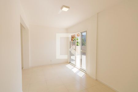 Apartamento à venda com 168m², 3 quartos e 2 vagas Apartamento à venda com 168m², 3 quartos e 2 vagasQuarto 3 - Suíte