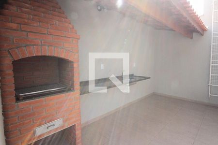 Apartamento para alugar com 33m², 2 quartos e 1 vaga Apartamento para alugar com 33m², 2 quartos e 1 vagaÁrea comum - Churrasqueira