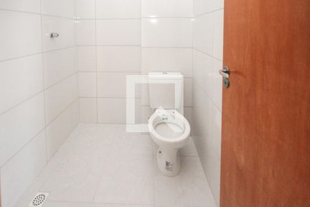 Apartamento para alugar com 33m², 2 quartos e 1 vaga Apartamento para alugar com 33m², 2 quartos e 1 vagaBanheiro