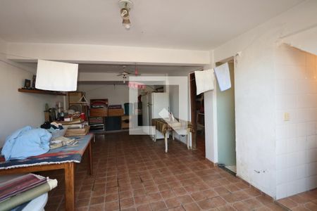 Casa à venda com 144m², 3 quartos e 2 vagasÁrea de Serviço