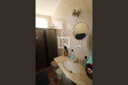 Casa à venda com 144m², 3 quartos e 2 vagasBanheiro