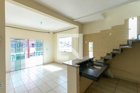 Sala de apartamento para alugar com 2 quartos, 110m² em Átila de Paiva, Belo Horizonte