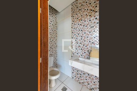 Lavabo de apartamento para alugar com 2 quartos, 110m² em Átila de Paiva, Belo Horizonte