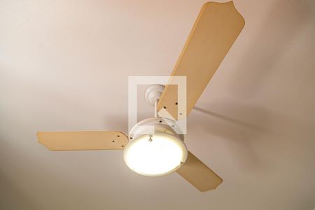 Casa à venda com 180m², 3 quartos e 2 vagas Casa à venda com 180m², 3 quartos e 2 vagasVentilador