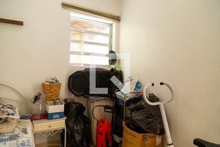 Casa à venda com 180m², 3 quartos e 2 vagas Casa à venda com 180m², 3 quartos e 2 vagasQuarto de Serviço