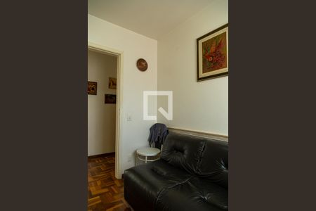 Casa à venda com 180m², 3 quartos e 2 vagas Casa à venda com 180m², 3 quartos e 2 vagasQuarto 1