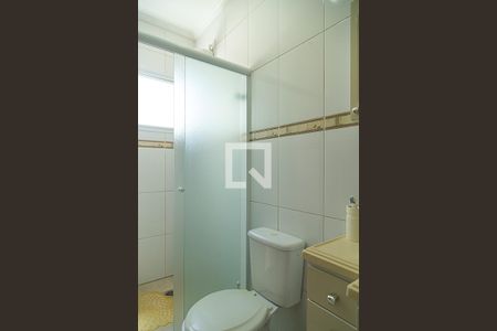 Casa à venda com 180m², 3 quartos e 2 vagas Casa à venda com 180m², 3 quartos e 2 vagasBanheiro da Suíte